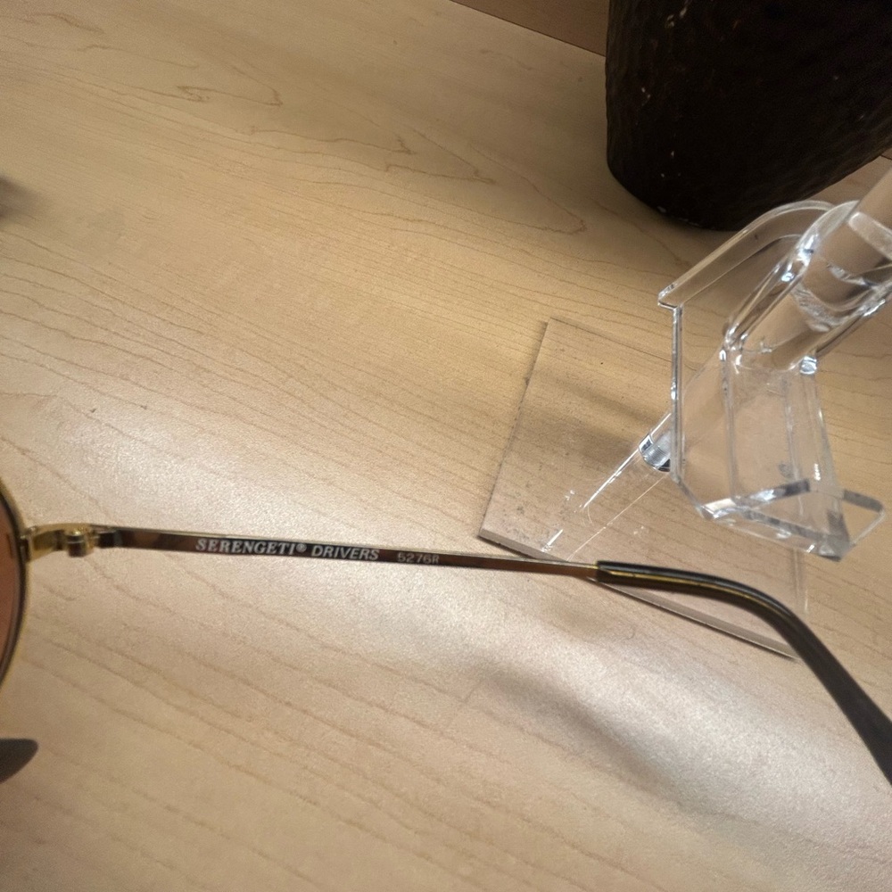Serengeti Drivers sunglasses by Corning Optics  - EUC - Picture 3 of 10